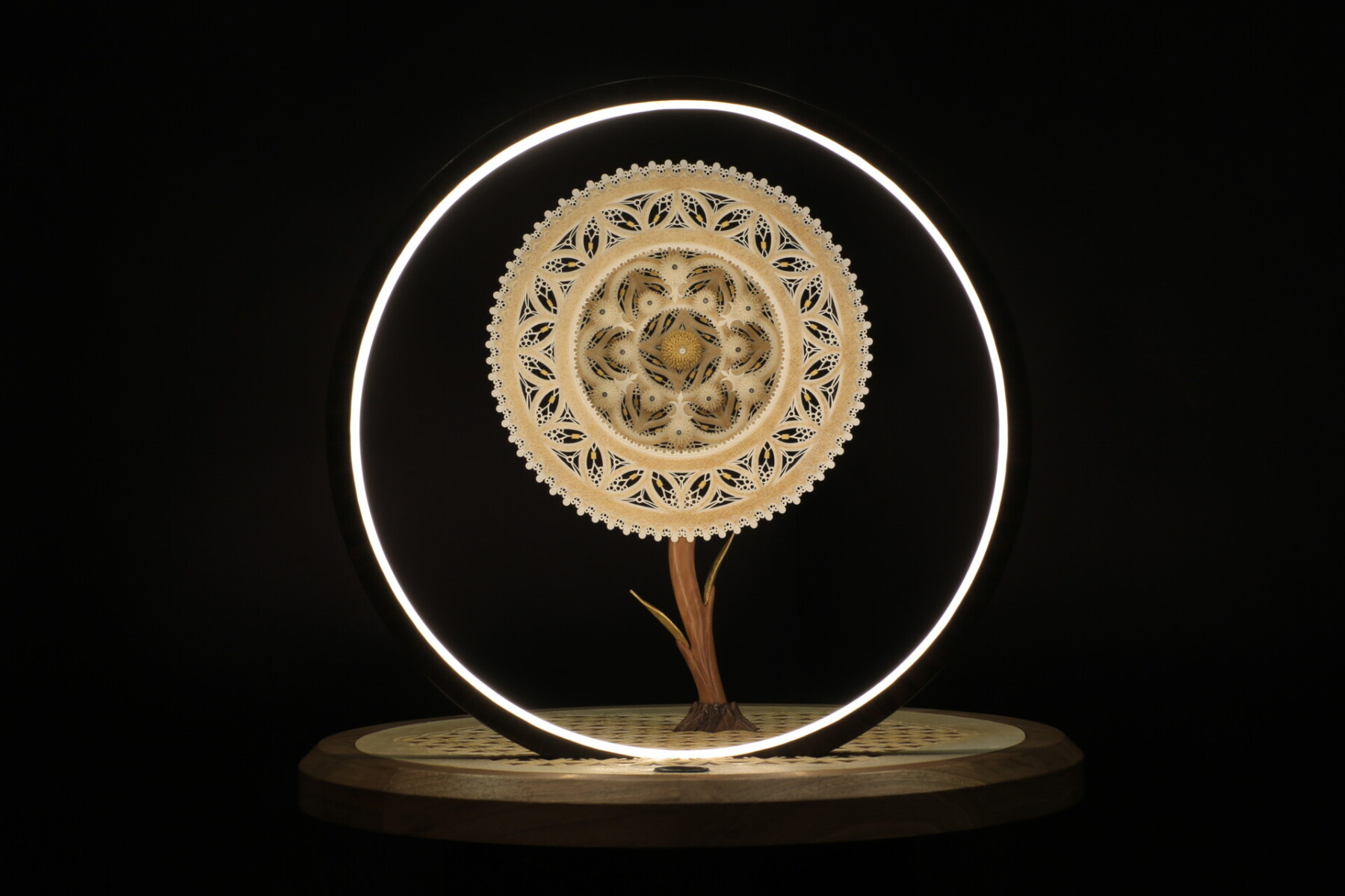 Fleur de Parchemin Luminaire par Matéo Crémades